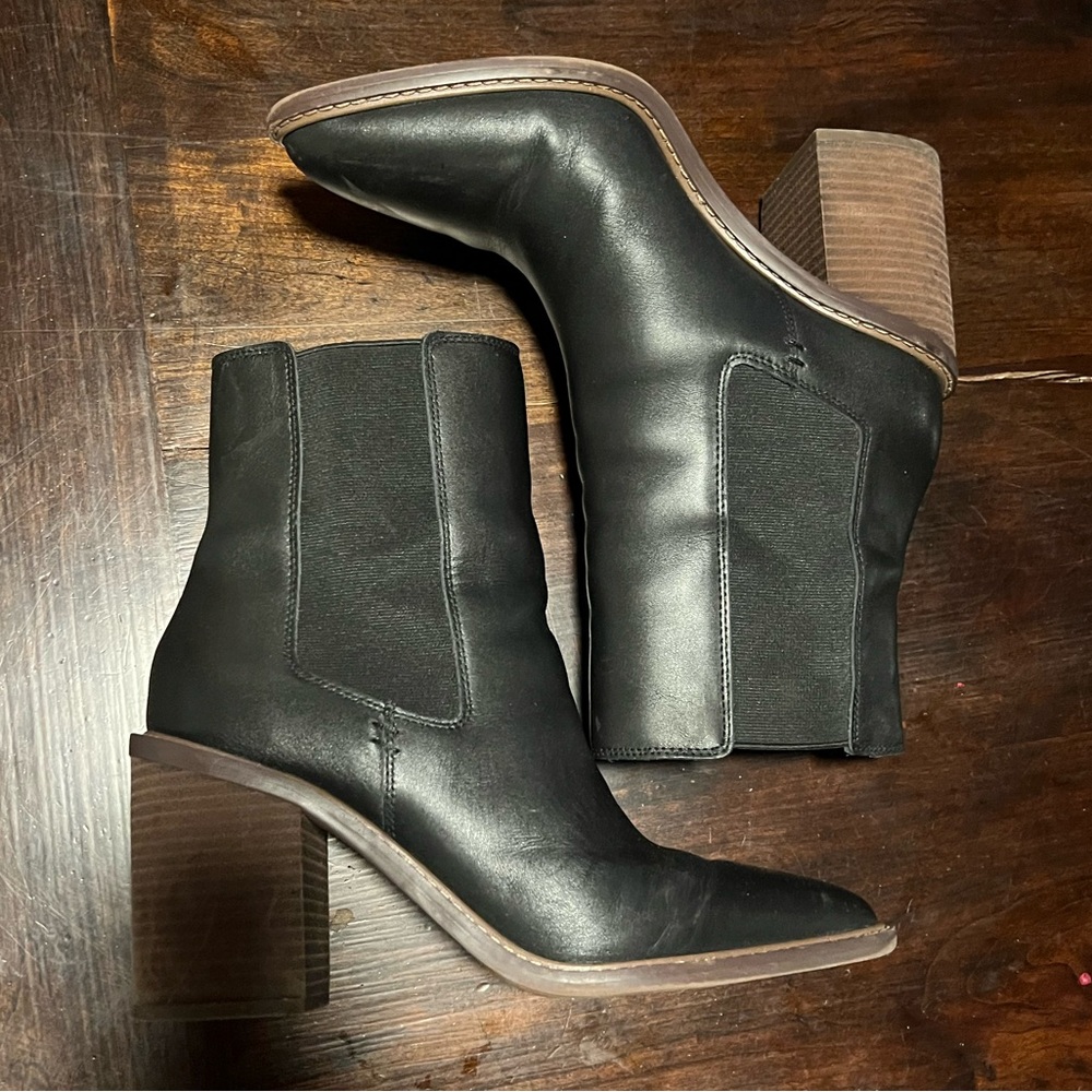 Crown Vintage Leather Pimmy Boot | Black 11M

Worn one time.